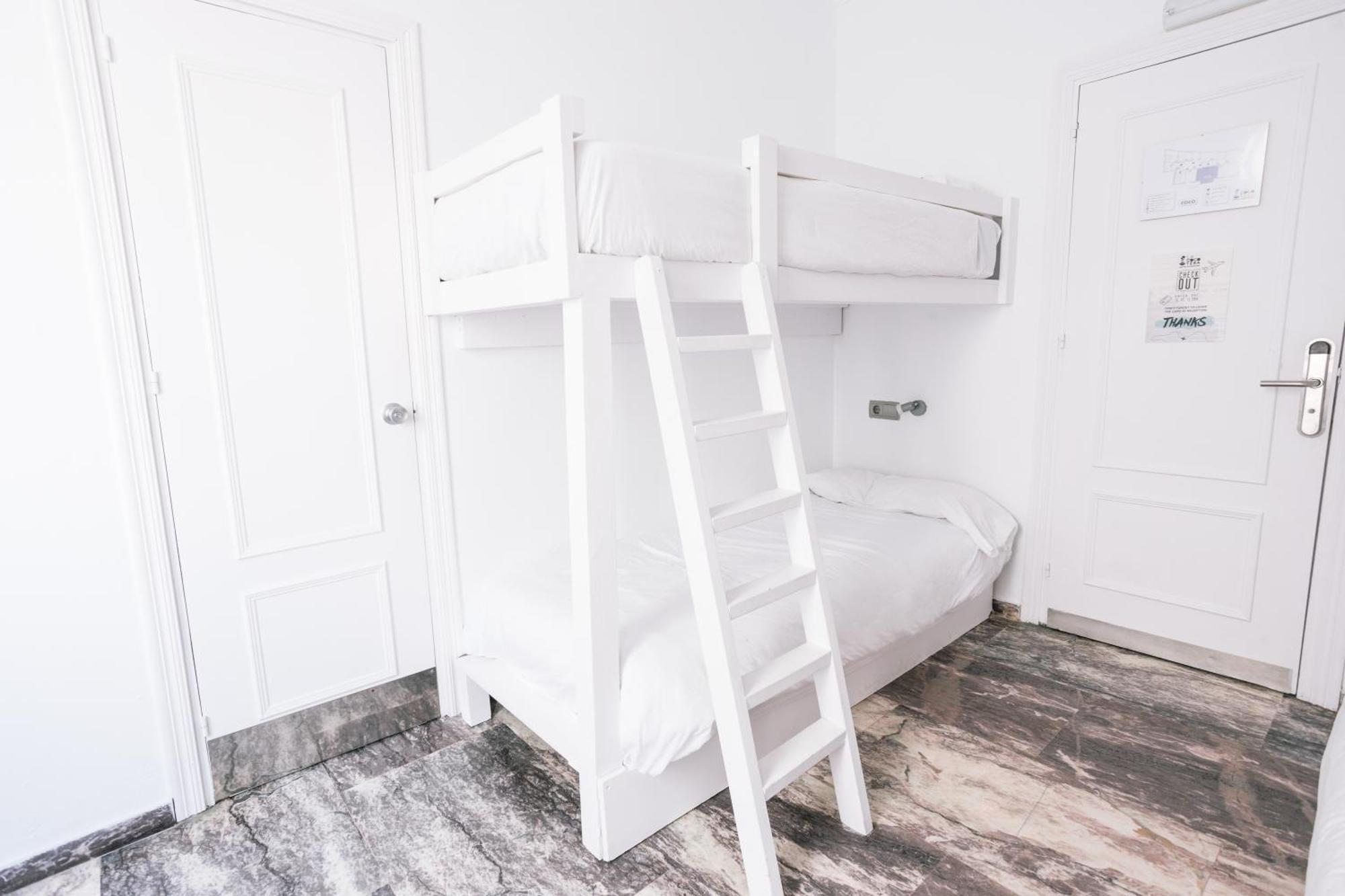 La Cocotera Boutique & Coworking Hostel Tarifa